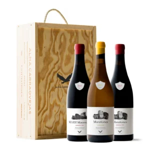 Estuche de madera Bodega Marañones, 30.000 Maravedíes 2023 + Marañones Blanco 2023 + Marañones Tinto 2023 · 75cl